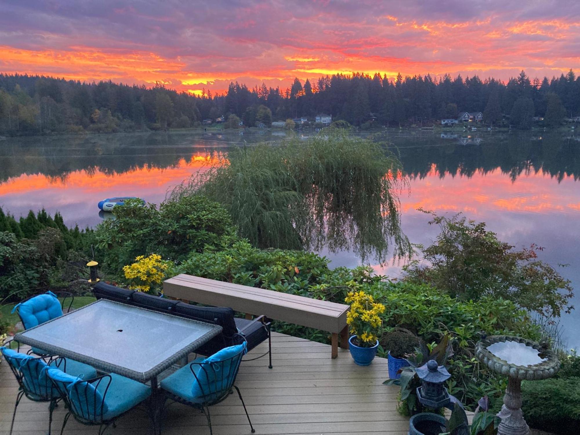 Cottage Lake Bed And Breakfast Woodinville Exterior photo