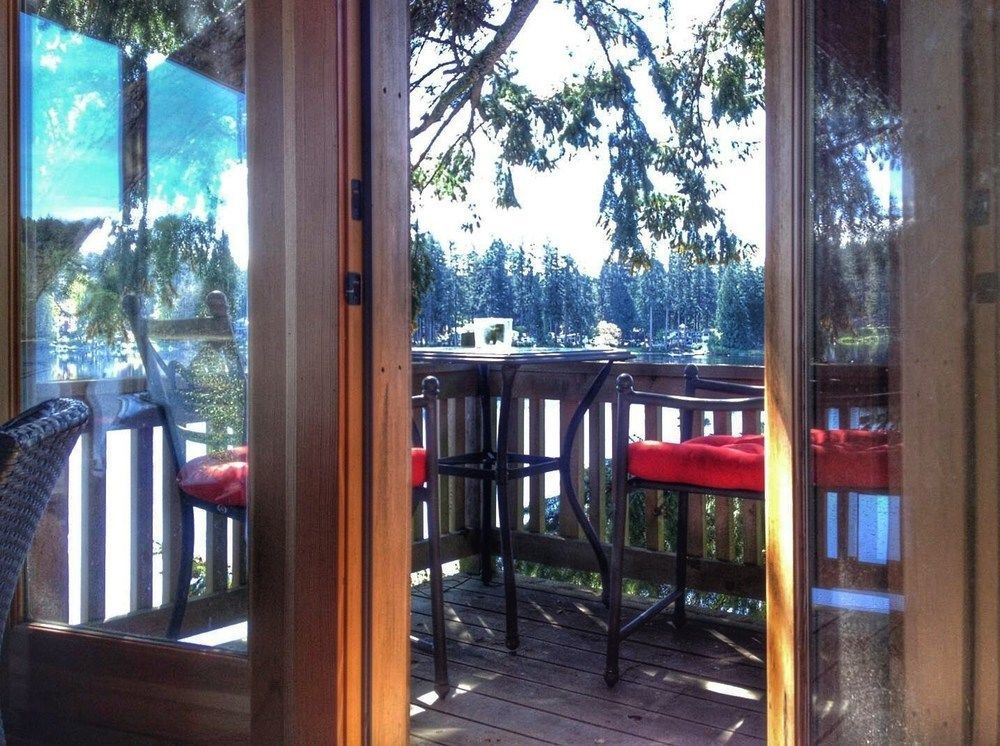 Cottage Lake Bed And Breakfast Woodinville Exterior photo